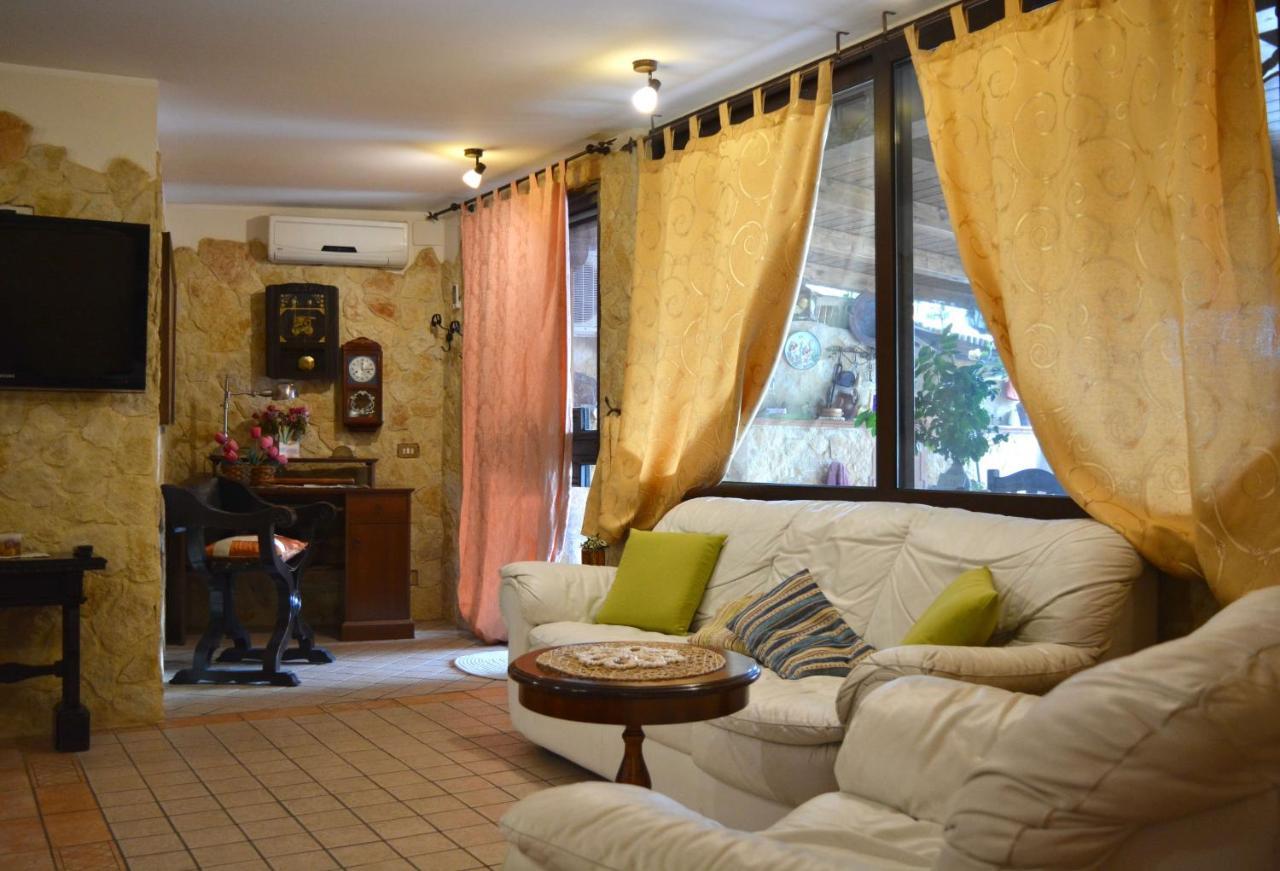 B&B La Vita E Bella Aci Trezza Exterior foto